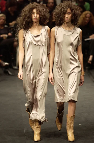Look 10